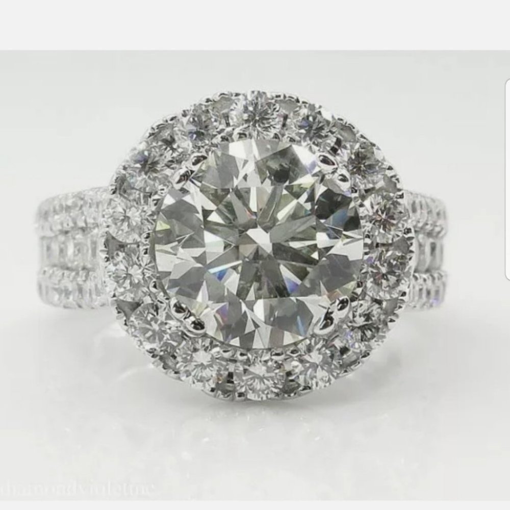 BRAND NEW 18K WHITE GOLD ROUND DIAMOND HALO RING - Picture 4 of 9